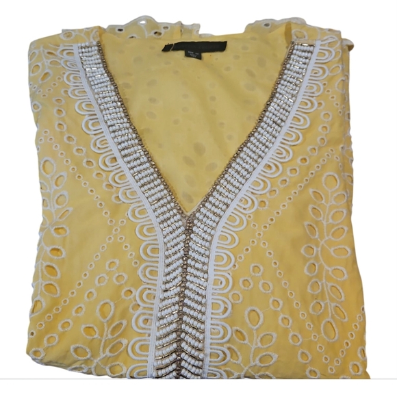 Boston Proper Yellow Eyelet Embellished Tunic Top sz M - Picture 7 of 11
